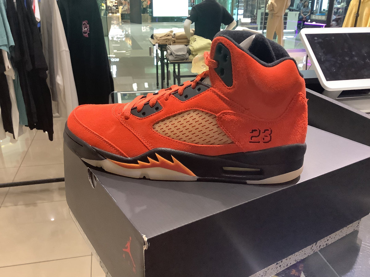 Air Jordan 5 Retro Dunk on Mars (W)