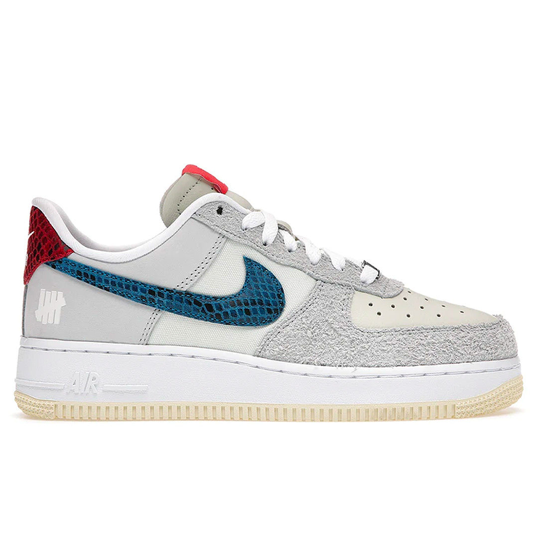 Nike Air Force 1 Low SP Undefeated 5 On It Dunk vs. AF1