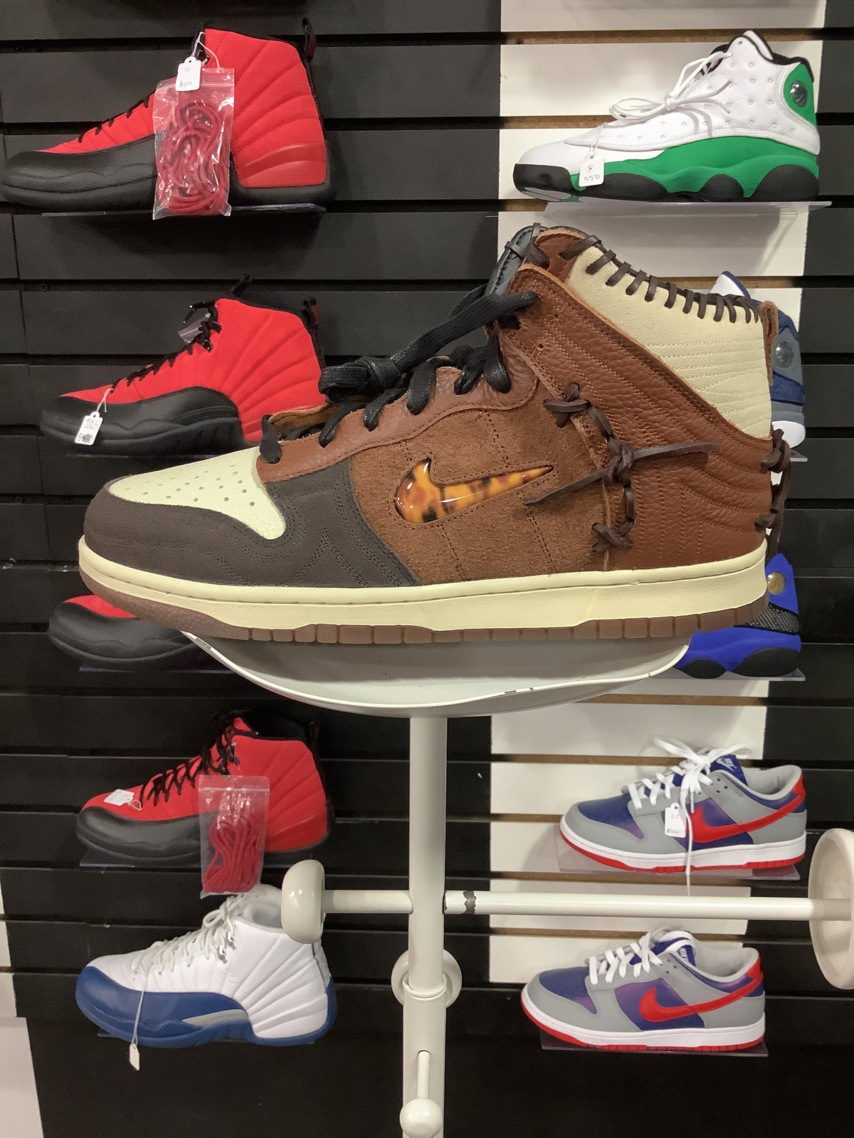 Nike Dunk high bodega legend fauna brown