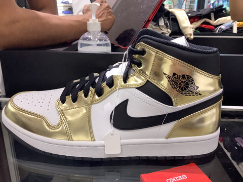 Jordan 1 Mid Metallic Gold Black White