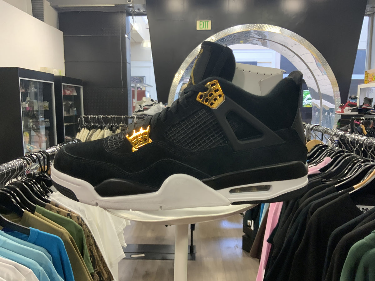 Jordan 4 Retro Royalty