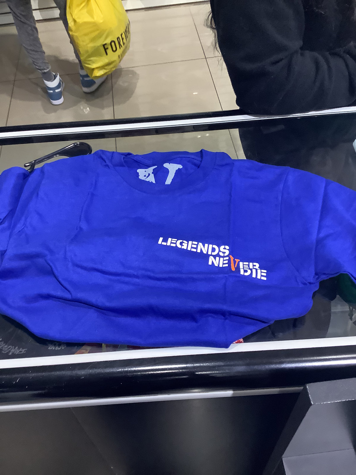 V Lone Juicewrld Legends Never Die (Consignment)