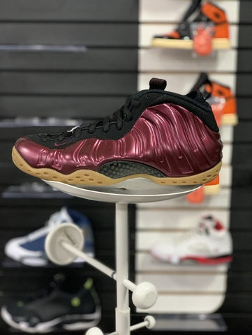 Nike Air Foamposite One Maroon