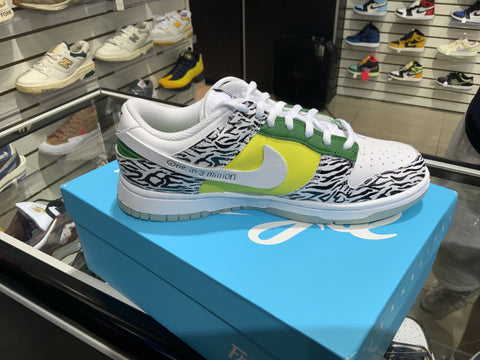 Nike Dunk Low Doernbecher Zoe
