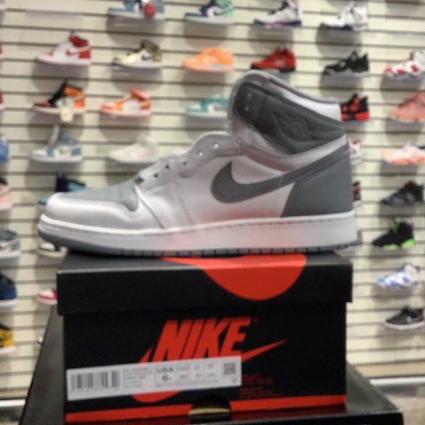 Jordan 1 Retro High OG Stealth