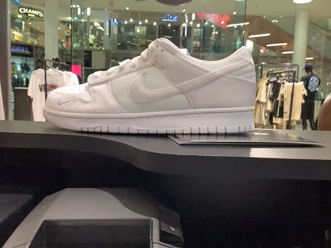 Nike Dunk Low Dover Street Market Triple White Velvet