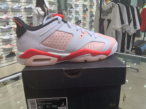 Jordan 6 low Atmosphere