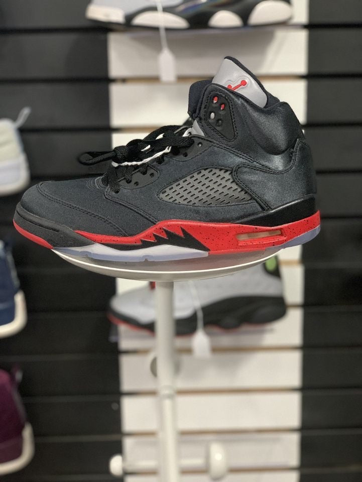 Jordan 5 Satin Bred