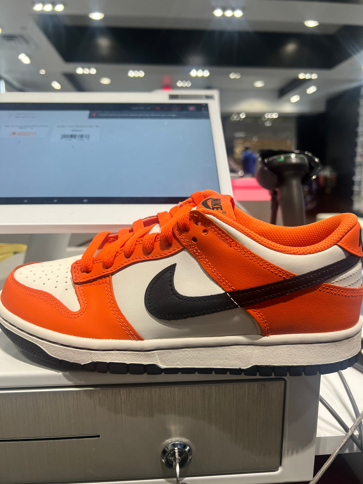 Nike Dunk Low Halloween (2022)