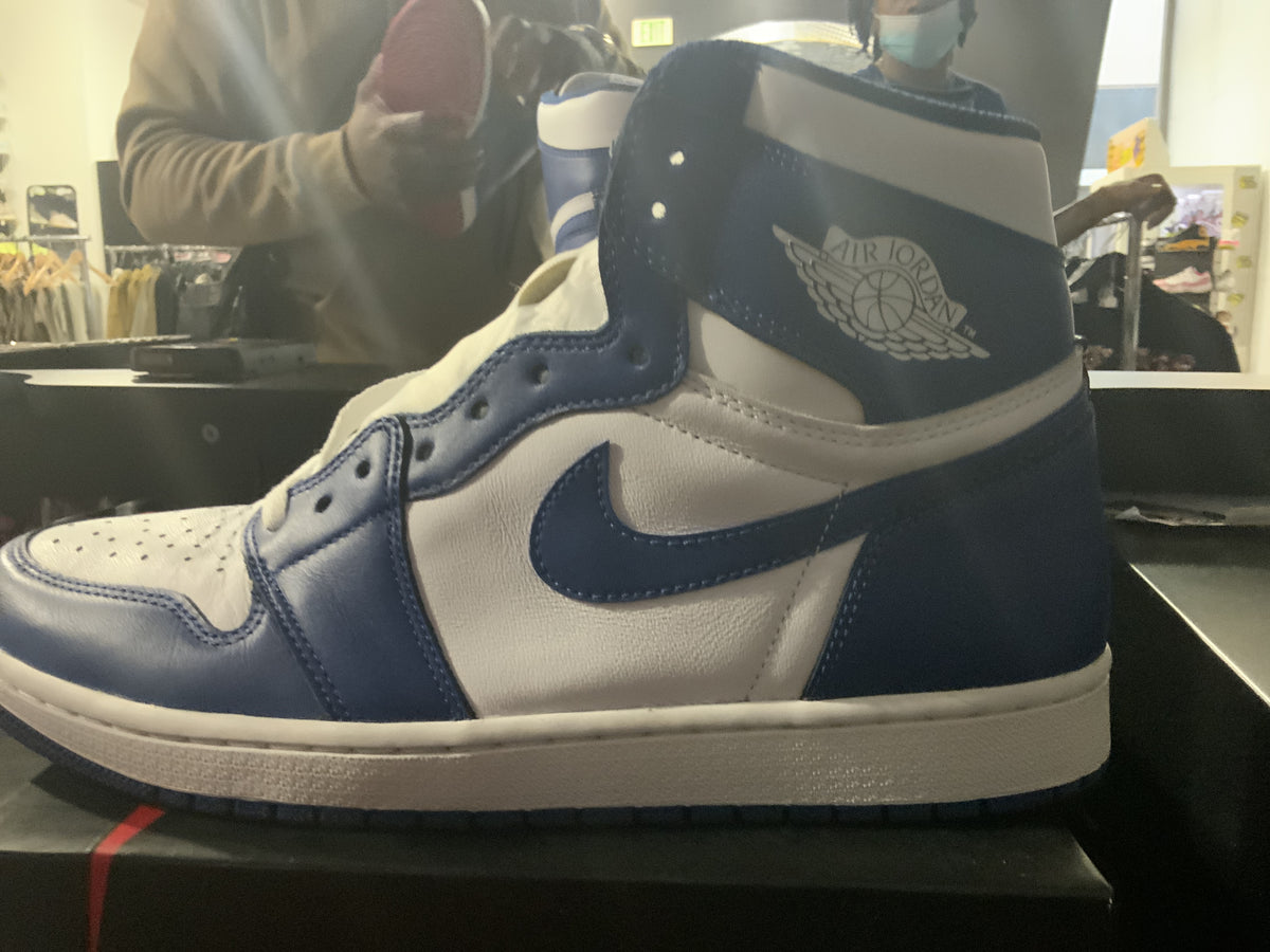 Jordan 1 Retro Storm Blue